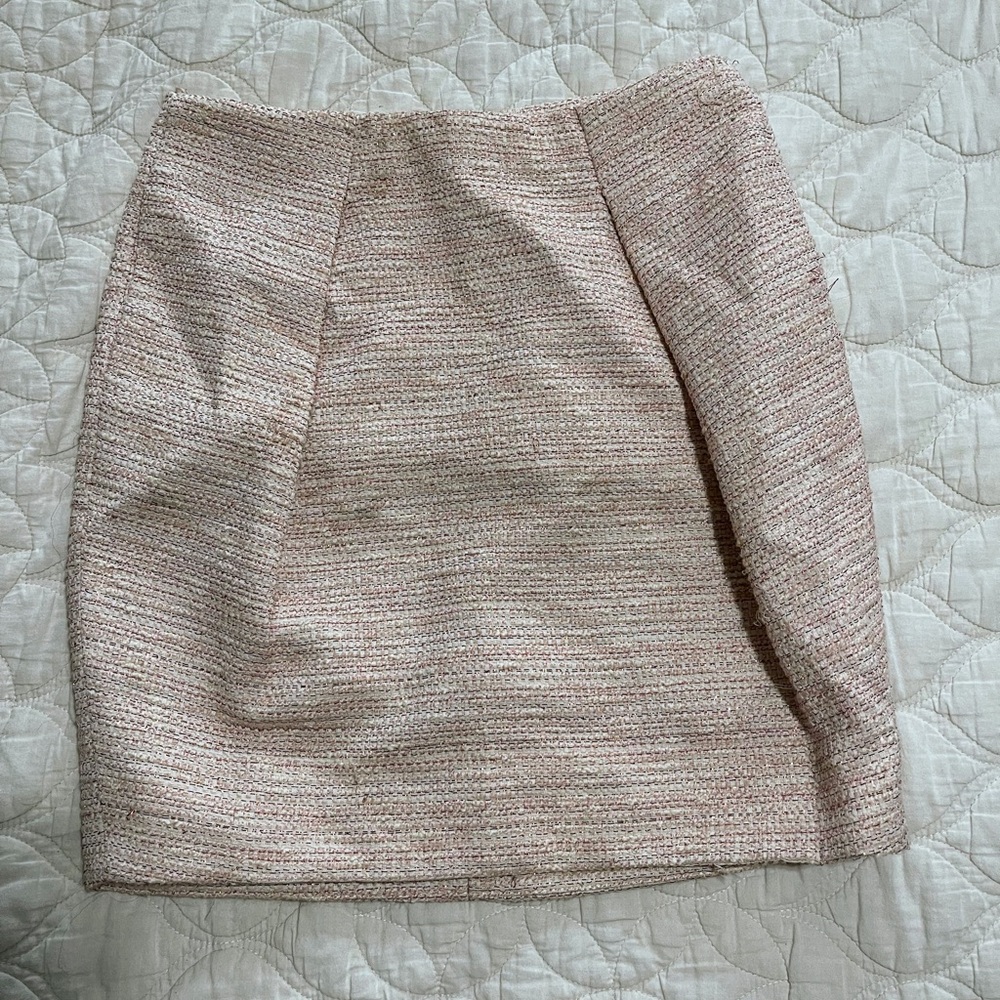 Elegant Beige Tweed Skirt